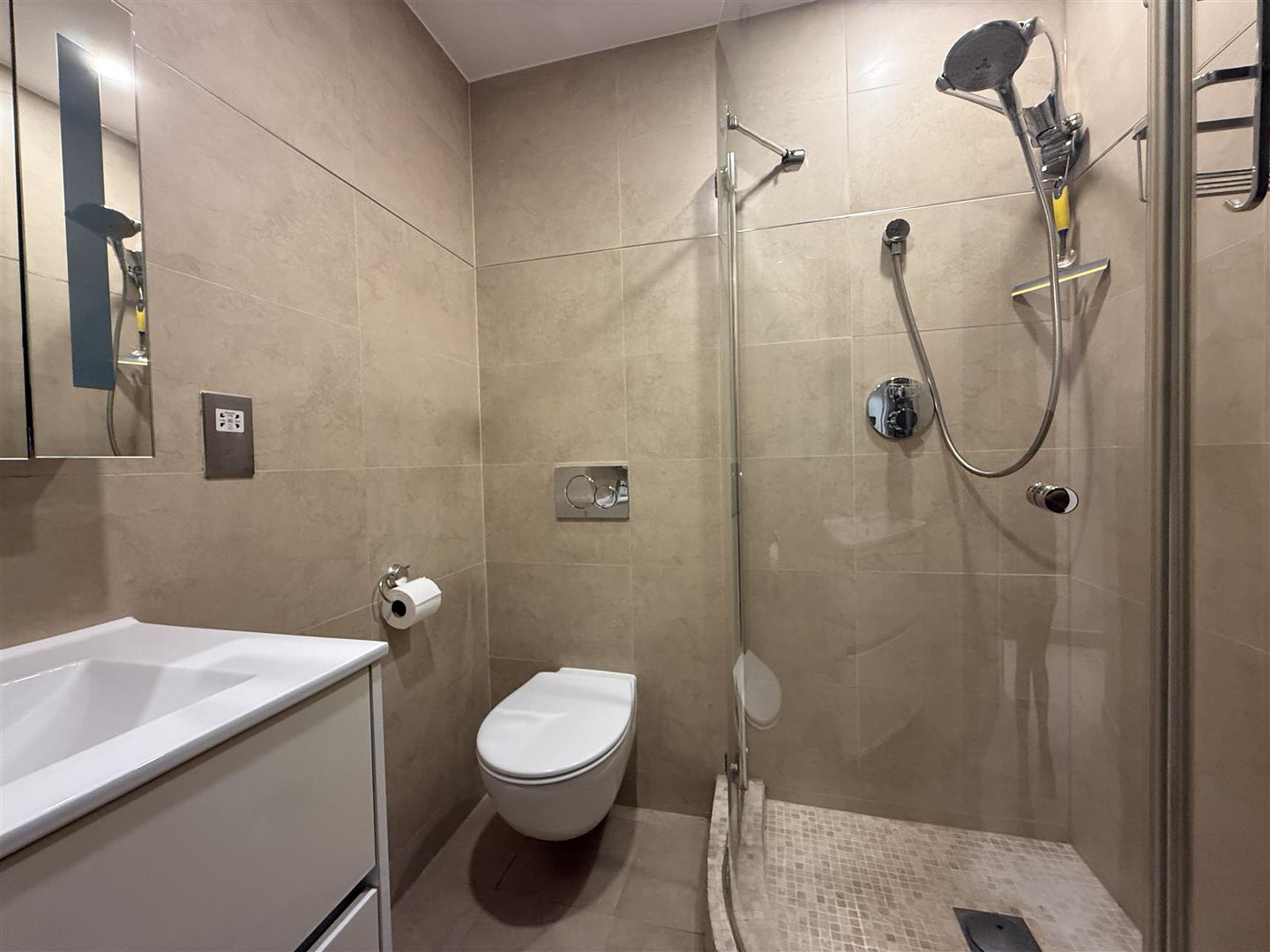 Image of Apartment - 2 Bedrooms - 2 Bathrooms for Rental in Ocean Village-Gibraltar, Image 20